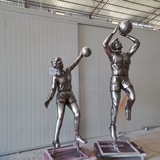 篮球运动员雕像